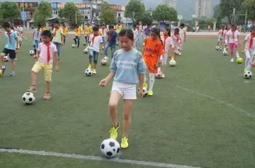 为什么大前锋在比赛中需要特别的体能训练?_1